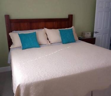 Lucea Villa | Jamaica Reggae Villa