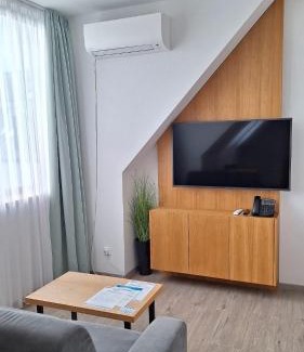Liptovsky Mikulas Apartment | Jane's - Cozy Lakeside Studio