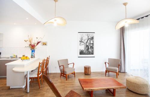 Antananarivo Avaradrano Apartment | Jardin d'Ivandry Piscine et terrasse