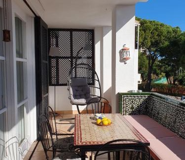 Nikki Beach Apartment | Jardines de las Golondrinas Elviria by the Nikki beach
