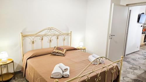 Ustica Apartment | Jasmine House Ustica heart