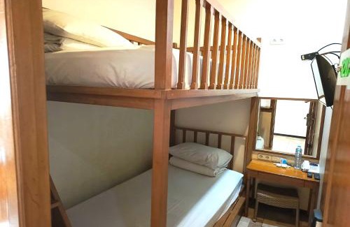 Klojen Bed & Breakfast | Java Capsule Hotel