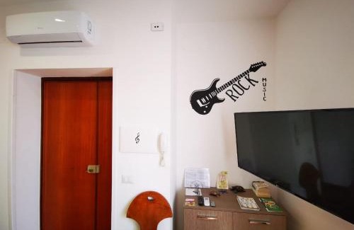 Bomerano Apartment | Jazz & Blues Apartments near " Sentiero degli Dei "