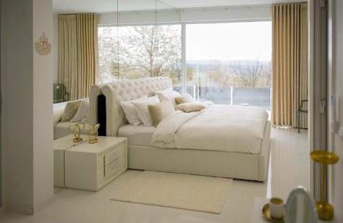 Barnova Villa | JazzFarm GuestHouse