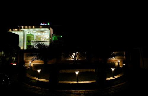 Faizabad Hotel | JB SQUARE RESORT