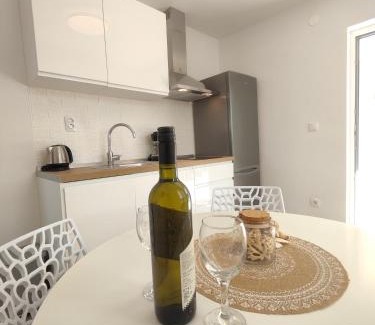 Island Hvar Apartment | Jelsa Blue Sea View