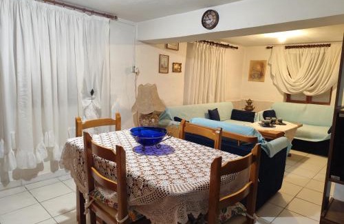 Choristi Apartment | Jennys Vintage Studio - Motorcycle Friendly