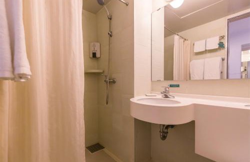 Zhonglou Shangquan Hotel | Jingjiang Inn Xi'an Zhonglou Luomashi