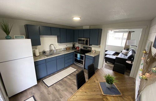 Orangeville House | Joe’s Valley Coastal Cottage Left Fork