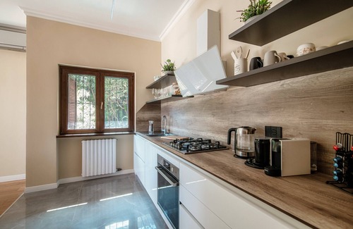 Como Apartment | JOIVY Villa Sofia
