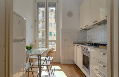 Zona Solari Apartment | JOIVY Warm & Airy flat near the city centre