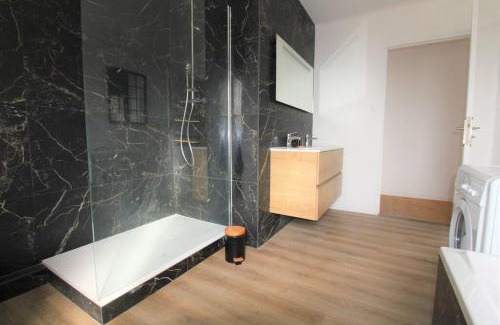 Lay-Saint-Christophe Apartment | Joli appartement au calme