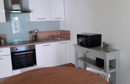 Saint-Simon-de-Pellouaille House | Jolie Charentaise à Proximité des Plages