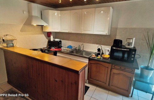 Saint-Amant-Tallende Apartment | Joli Meublé Cocooning, à Proximité des Volcans, des Lacs et de Clermont-ferrand