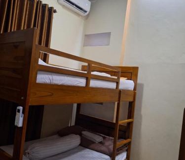 Labuan Bajo House | Jomariz Homestay