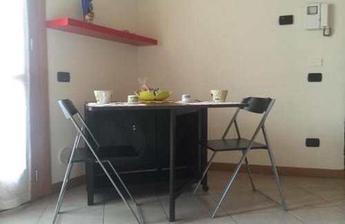 Bergamo Apartment | Jomary Apartment