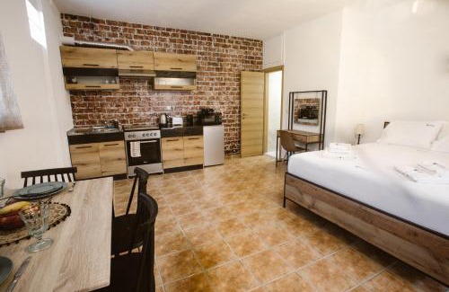 Kassandra Apartment | Joseph Village Apartments