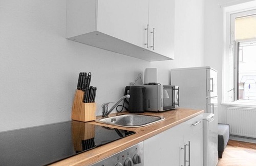 Wahring Apartment | Joyful 4BR Apt @ superb location near AKH Hospital