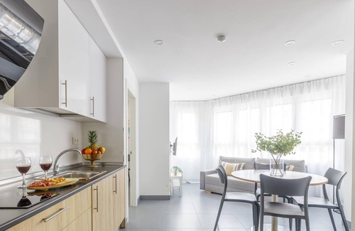 La Trinidad Apartment | Juan de Austria 3B Living4malaga