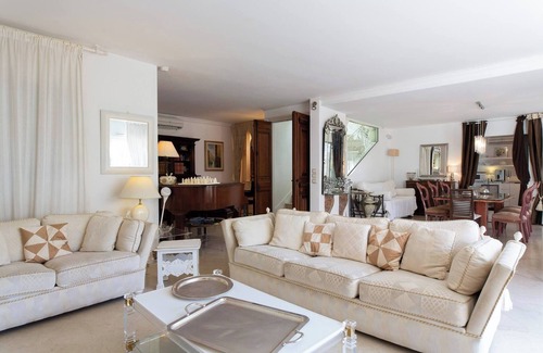 Antibes Villa | Juan Les Pins Near Cannes & Beaches 18-20 Guests