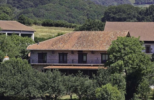 Larraun House | Juansarenea - Sukaldeberri. Cozy rural house.