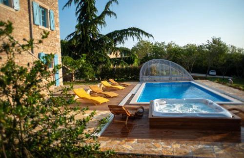 Kircija Villa | Julijud, heated pool, jacuzzi, DOME and sauna