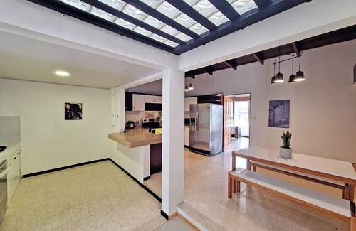 Rohrmoser Bed & Breakfast | Jungla Urbana BnB - Adults Only