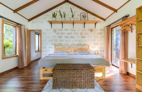 Karen House | Jungle Oasis 2BR Cottage