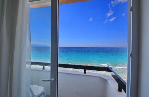 Kadnlar Denizi Mahallesi Hotel | Jura Hotels Ada Beach Kuşadası