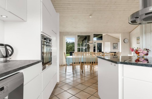 Lokken House | "Juris" - 950m from the sea by Interhome