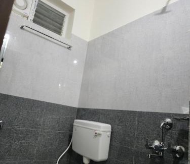 Kondapur Apartment | Just Launched Cute Studio 2 BHK Flats in Kondapur Near Botanical Garden & Sarath City Capital Mall