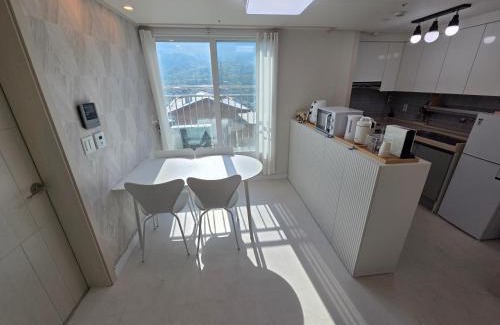 Ssangmun-dong Villa | JW's Bukhansan Healing Stay II