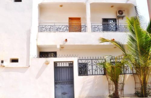 Saly Niakhniakhal House | Kër Fina