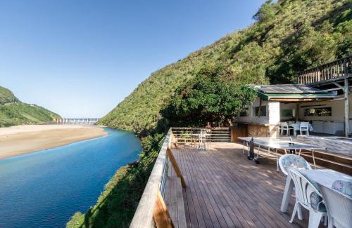 Victoria Bay House | Kaaimans River Deckhouse