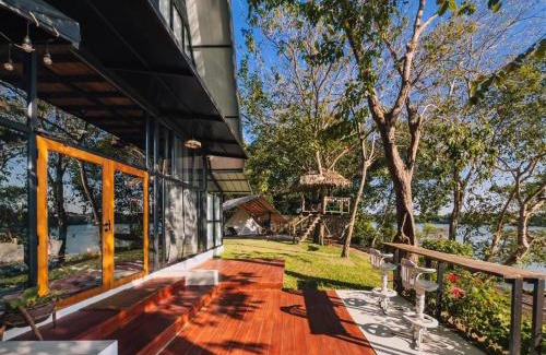 Ratchaburi House | Kaitoon's River House