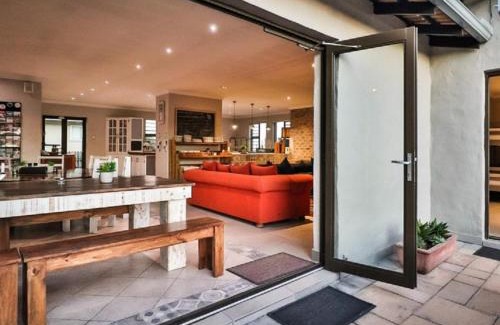 Myoli Beach House | Kamma Kai Beach Villa