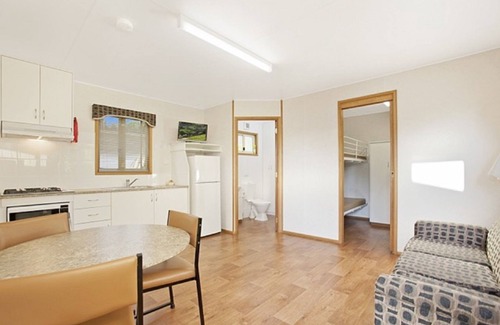 Rye Cabin | Kanasta Caravan Park