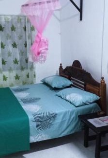 Trincomalee House | KANTHI GUEST INN