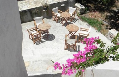 Milopotamos Apartment | Kapetan Manwlis