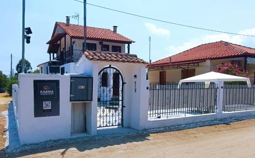 Asprovalta House | KARMA Seaside Maison