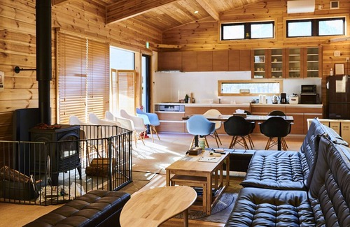 Kirizumi Onsen Villa | Karuizawa Hoshino Area - Authentic Nordic Log Houses