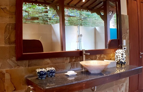 El Nido Villa | KARUNA JOGLO 2 WITH OCEAN VIEW