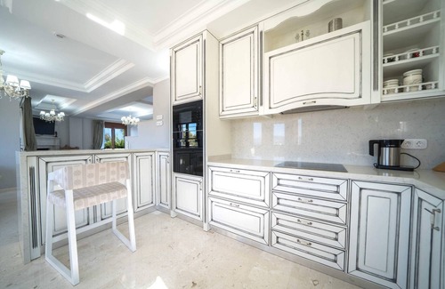 Filaki Villa | Karyo Villa,- 4bd, 3min On Foot From The Beach!