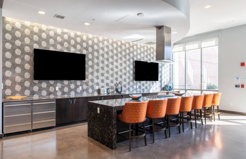 Del Ray Apartment | Kasa Alexandria Washington