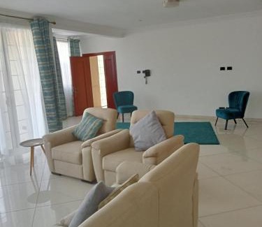 Accra Apartment | KATY'S PLACE - Caters for 1 family at a time