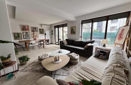 Kazanlak Apartment | Kazanlak LARGE GUEST HOUSE Apartment near Center with Full Kitchen & Dining Room, King Beds, Garden Patio, Free Parking & Self Check-in Top Value!