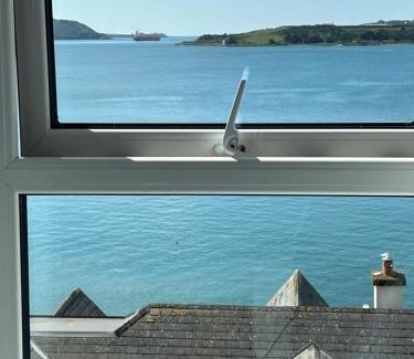 Cobh Apartment | KCM Urban Retreats