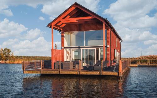 Reposaari Villa | Kelluvat huvilat, Kapteeni, Reposaari