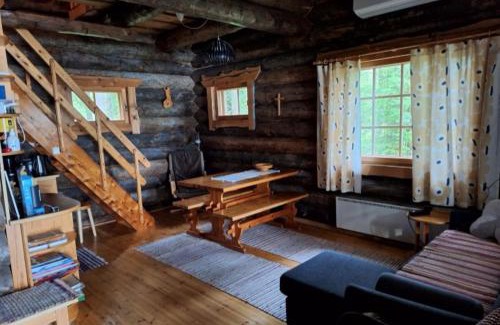Nilsia Ski Chalet | Kelola Cottage