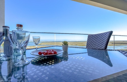 Olhao Apartment | Ken Blacklock